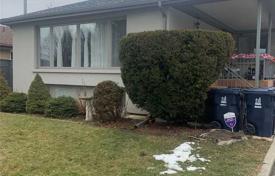 8 odalılar şehir içinde müstakil ev North York'da, Kanada. C$1,815,000