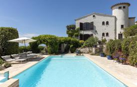 4 odalılar villa Tourrettes-sur-Loup'da, Fransa. 3,390,000 €