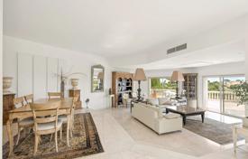 7 odalılar villa Cagnes-sur-Mer'da, Fransa. 1,995,000 €