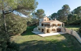 Villa – Mougins, Cote d'Azur (Fransız Rivierası), Fransa. 1,750,000 €