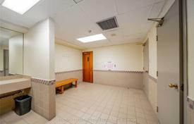 7 odalılar daire Scarborough'da, Kanada. C$792,000