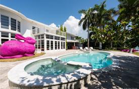 Villa – Pine Tree Drive, Miami sahili, Florida,  Amerika Birleşik Devletleri. $7,850,000