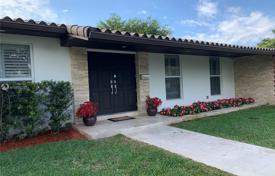 Villa – Miami, Florida, Amerika Birleşik Devletleri. $1,199,000