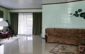 4 odalılar villa 800 m² Pattaya'da, Tayland. $333,000