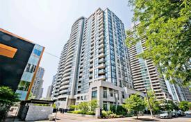 3 odalılar daire North York'da, Kanada. C$936,000