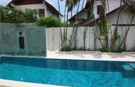 Villa – Rawai Beach, Phuket, Tayland. $157,000