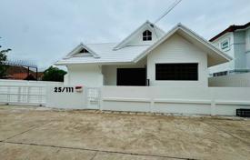 3 odalılar villa 150 m² Pattaya'da, Tayland. $206,000