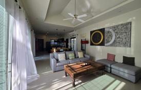 3 odalılar villa 281 m² Phuket Town'da, Tayland. $590,000
