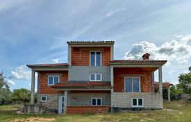6 odalılar şehir içinde müstakil ev 279 m² Vodnjan'da, Hırvatistan. 510,000 €