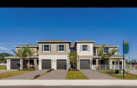 Şehir içinde müstakil ev – Riviera Beach, Florida, Amerika Birleşik Devletleri. $398,000
