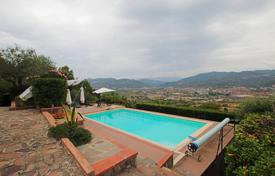 15 odalılar villa 500 m² La Spezia'da, İtalya. 1,500,000 €