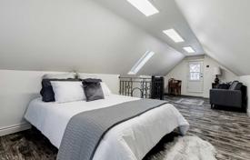 10 odalılar şehir içinde müstakil ev Old Toronto'da, Kanada. C$2,236,000
