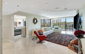 2 odalılar kondominyumda daireler 111 m² South Bayshore Drive'de, Amerika Birleşik Devletleri. $940,000