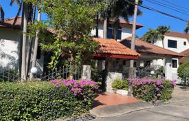 5 odalılar villa 350 m² Pattaya'da, Tayland. $474,000