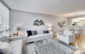 3 odalılar daire North York'da, Kanada. C$792,000