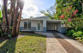 3 odalılar şehir içinde müstakil ev 204 m² West Palm Beach'da, Amerika Birleşik Devletleri. $817,000