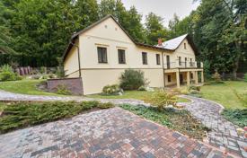 Villa 630 m² Karlovy Vary Region'da, Çekya. 768,000 €