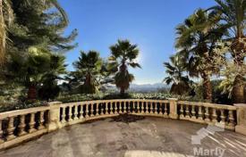 Villa – Mougins, Cote d'Azur (Fransız Rivierası), Fransa. 2,650,000 €