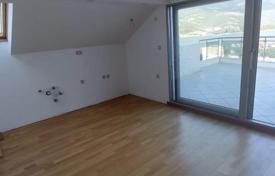2 odalılar daire 100 m² Budva (city)'da, Karadağ. 240,000 €
