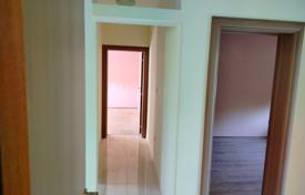 2 odalılar şehir içinde müstakil ev 150 m² Cetinje (city)'da, Karadağ. 279,000 €