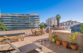 4 odalılar daire Cannes'da, Fransa. 1,150,000 €