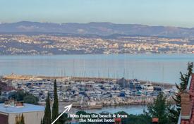 12 odalılar şehir içinde müstakil ev 241 m² Ičići'de, Hırvatistan. Price on request