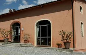 20 odalılar villa Lucca'da, İtalya. Price on request