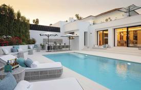 5 odalılar villa 748 m² Nueva Andalucia'da, İspanya. 5,500,000 €