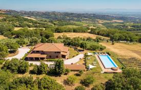 20 odalılar villa Montepulciano'da, İtalya. 3,300,000 €
