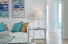 5 odalılar daire North York'da, Kanada. C$1,176,000