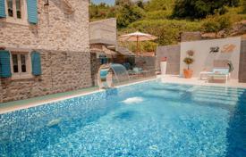3 odalılar villa 125 m² Tivat city'da, Karadağ. 1,200,000 €