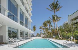 Sıfır daire – Collins Avenue, Miami, Florida,  Amerika Birleşik Devletleri. $3,999,000