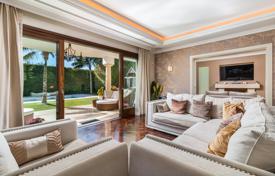 Villa – Marbella, Endülüs, İspanya. 4,380,000 €