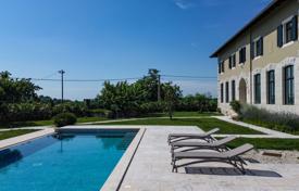 5 odalılar şehir içinde müstakil ev 282 m² Porec'te, Hırvatistan. 2,990,000 €