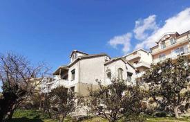 Şehir içinde müstakil ev – Herceg Novi (city), Herceg-Novi, Karadağ. 310,000 €