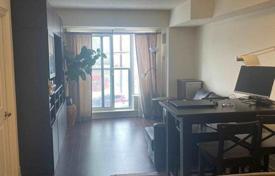 5 odalılar daire North York'da, Kanada. C$833,000