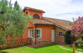 Villa – Follonica, Toskana, İtalya. 3,900 € haftalık
