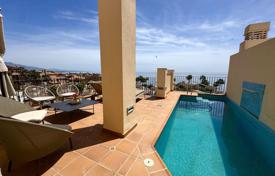 2 odalılar çatı dairesi 100 m² Estepona'da, İspanya. 860,000 €