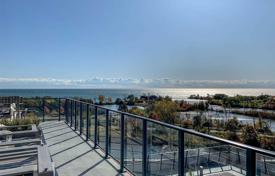 2 odalılar daire Etobicoke'de, Kanada. C$838,000