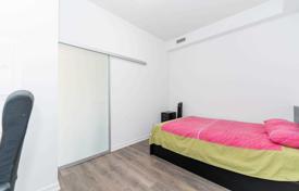 6 odalılar daire North York'da, Kanada. C$931,000