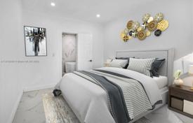 4 odalılar şehir içinde müstakil ev 135 m² Miami'de, Amerika Birleşik Devletleri. $629,000