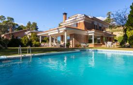 6 odalılar şehir içinde müstakil ev 583 m² El Masnou'da, İspanya. 1,650,000 €