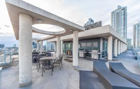 1 odalılar daire Queens Quay West'da, Kanada. C$737,000