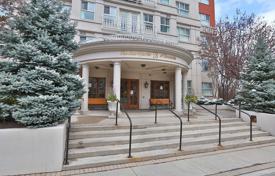 2 odalılar daire North York'da, Kanada. C$871,000