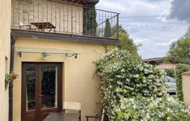 Villa – San Gimignano, Siena, Toskana,  İtalya. 850,000 €