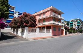 4 odalılar daire 90 m² Liguria'da, İtalya. 650,000 €