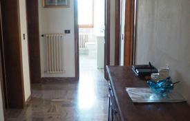 5 odalılar daire 370 m² Toskana'da, İtalya. 750,000 €