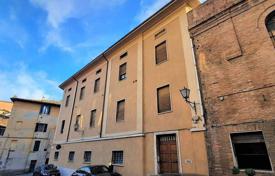 Daire – Siena, Toskana, İtalya. 772,000 €