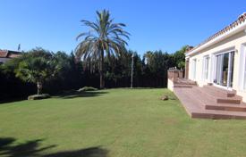 Villa – Estepona, Endülüs, İspanya. 1,495,000 €