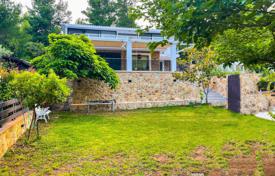 3 odalılar şehir içinde müstakil ev 131 m² Agia Paraskevi (Chalkidiki)'da, Yunanistan. 540,000 €